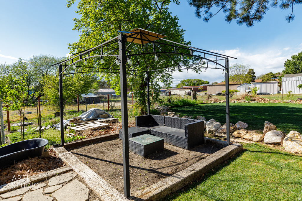 92 S MAIN Willard, UT 84340