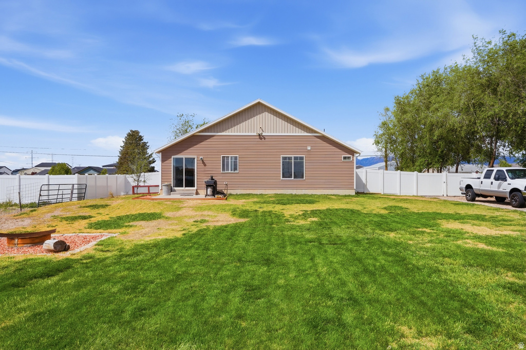 3041 W 3600 S West Haven, UT 84401