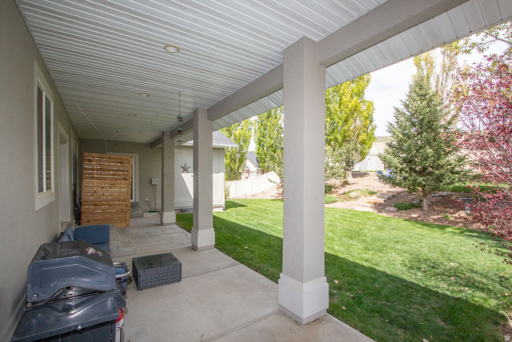 122 N HILLSIDE DR Smithfield, UT 84335