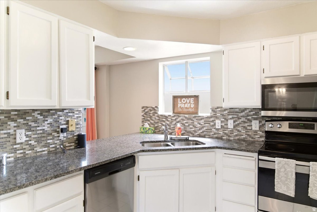 5296 S MORNING MESA CIR Taylorsville, UT 84123