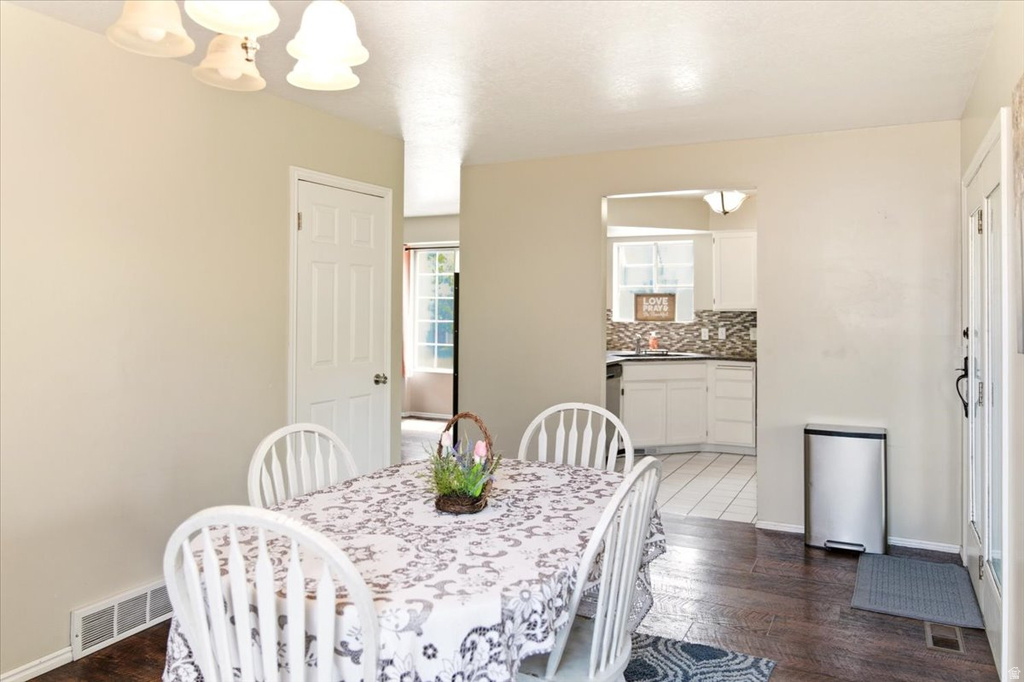 5296 S MORNING MESA CIR Taylorsville, UT 84123