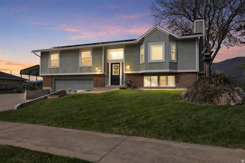 1701 E HILLSBORO DR Layton, UT 84040