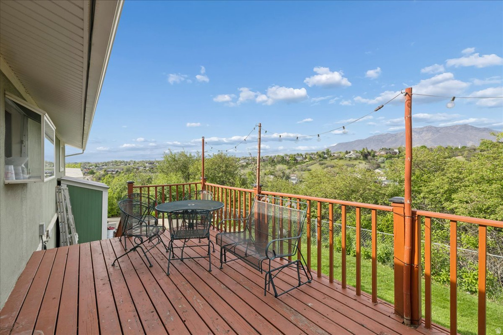 1701 E HILLSBORO DR Layton, UT 84040