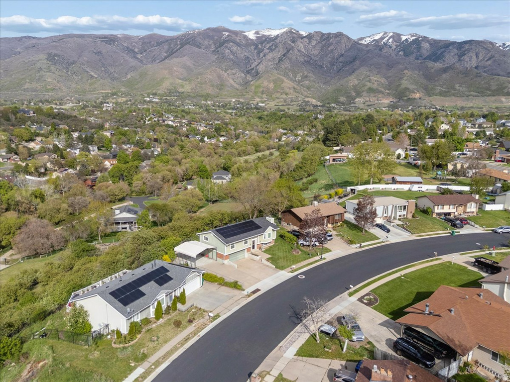 1701 E HILLSBORO DR Layton, UT 84040