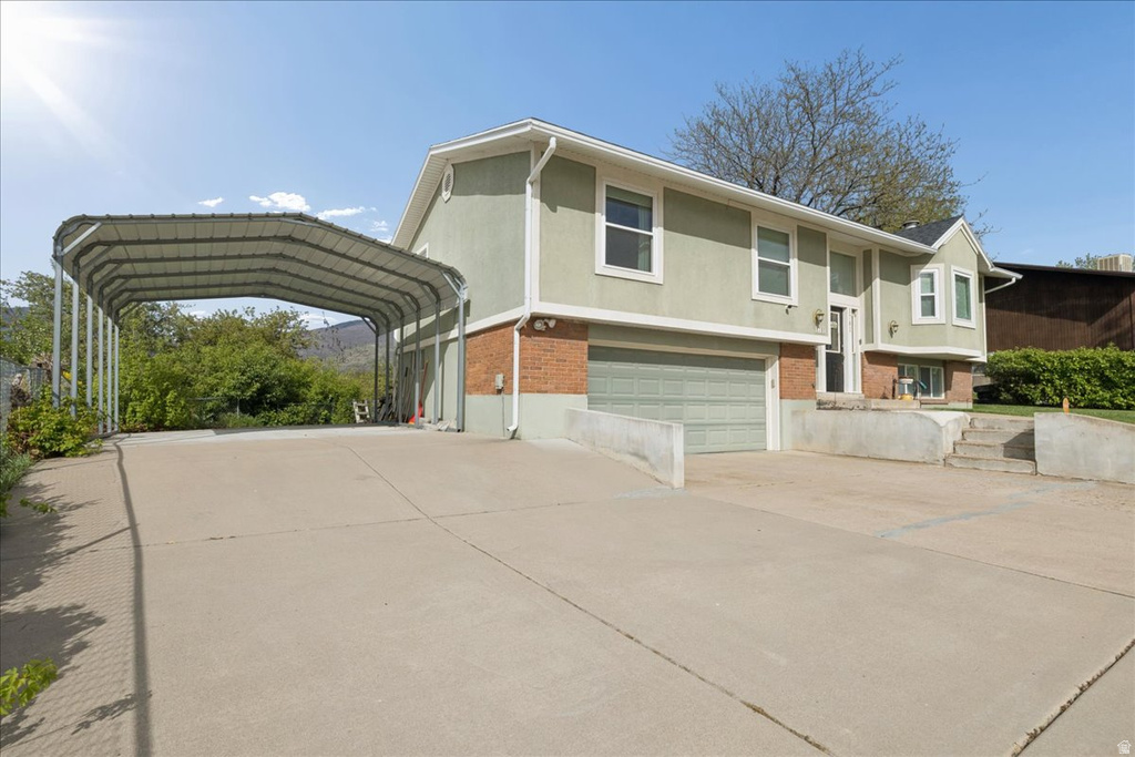 1701 E HILLSBORO DR Layton, UT 84040