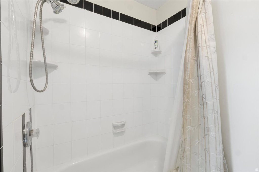 1701 E HILLSBORO DR Layton, UT 84040