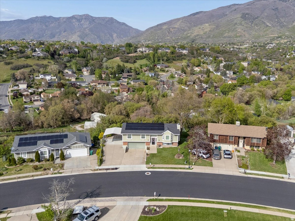 1701 E HILLSBORO DR Layton, UT 84040