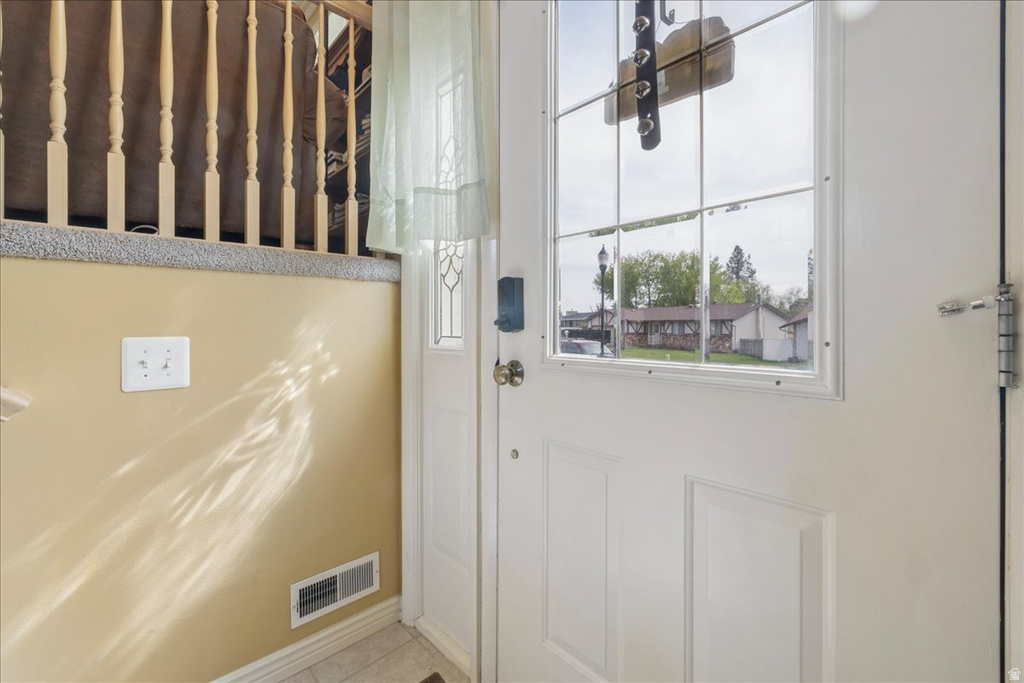 1701 E HILLSBORO DR Layton, UT 84040