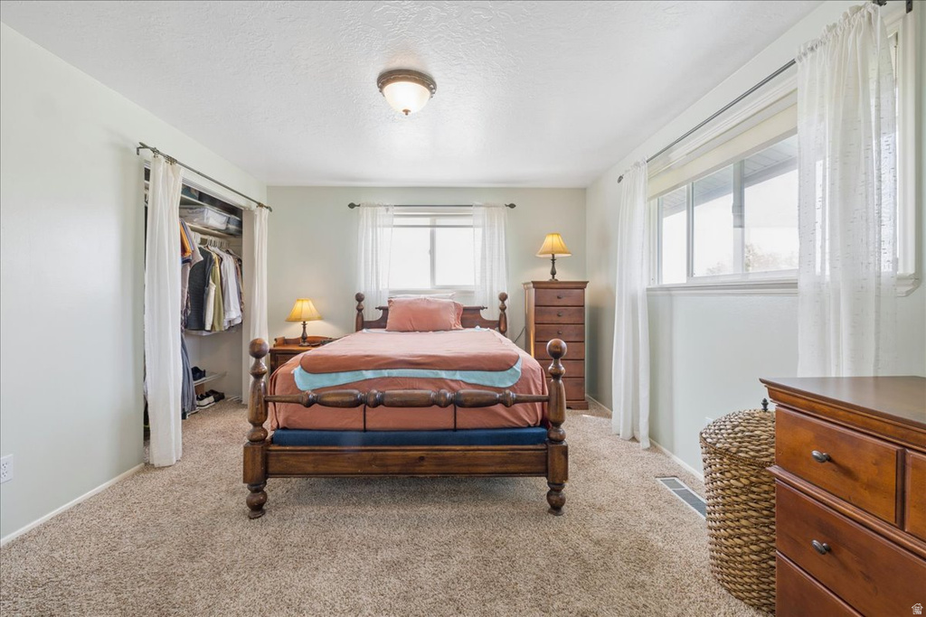 1701 E HILLSBORO DR Layton, UT 84040