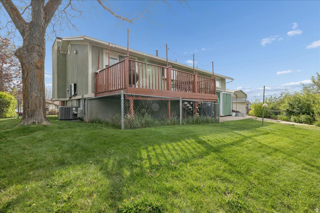 1701 E HILLSBORO DR Layton, UT 84040