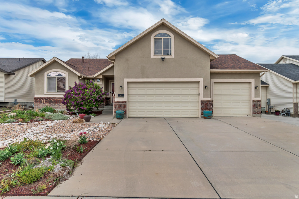 877 N FOX RUN DR Tooele, UT 84074