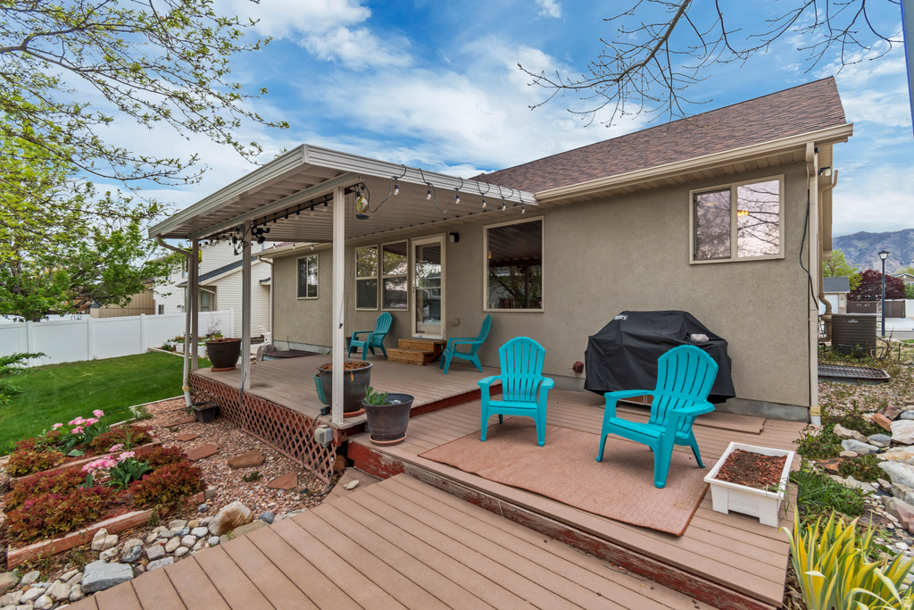 877 N FOX RUN DR Tooele, UT 84074