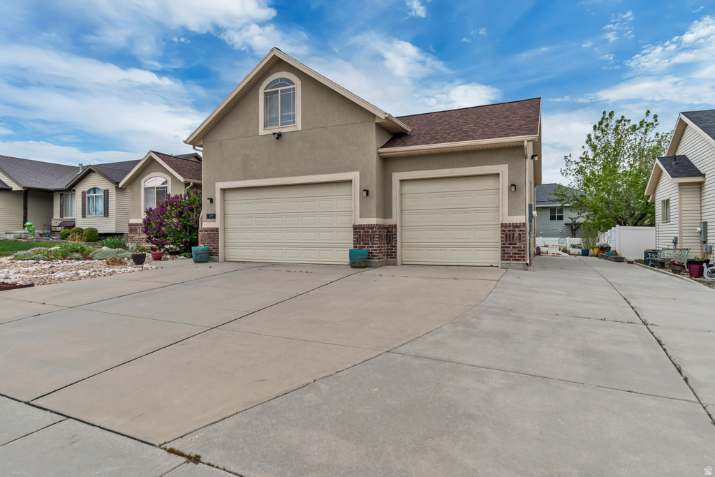 877 N FOX RUN DR Tooele, UT 84074