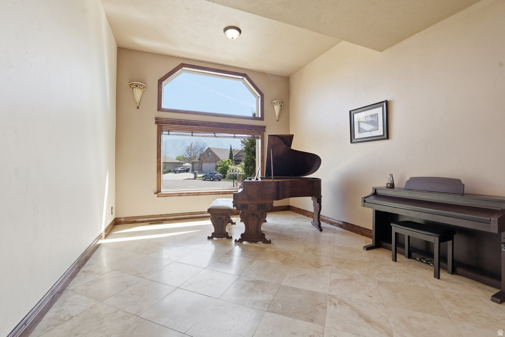 486 E 100 N Tremonton, UT 84337