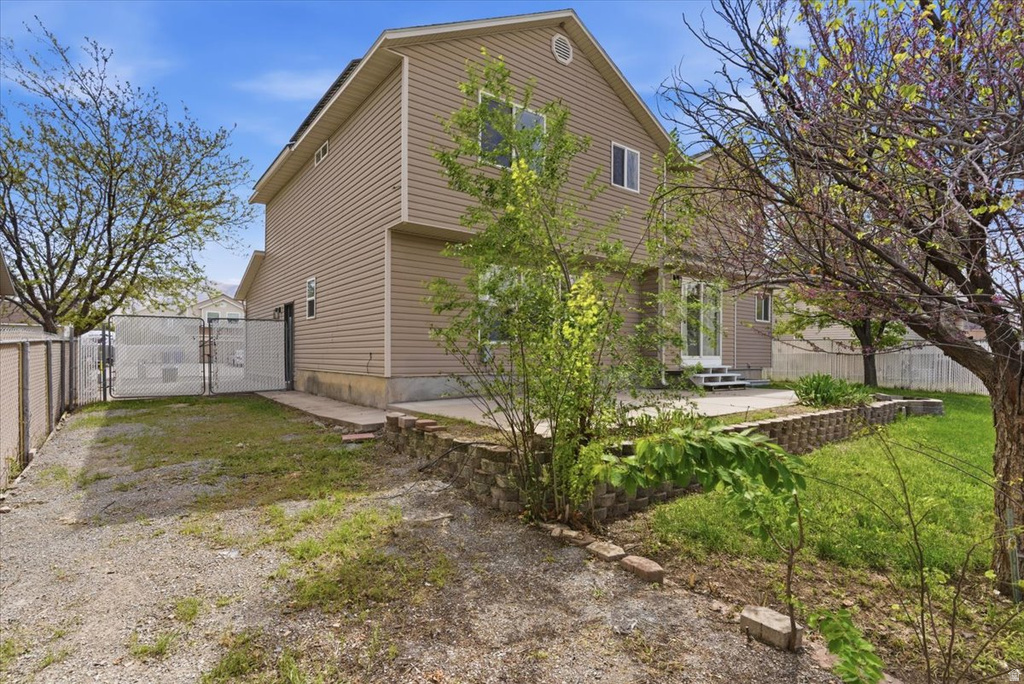 915 N 620 E Tooele, UT 84074