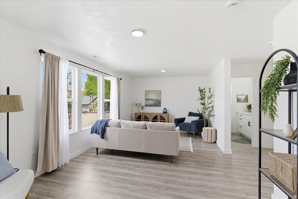 915 N 620 E Tooele, UT 84074