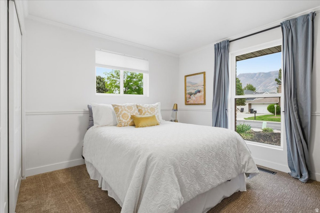 6236 S STEEPLE CHASE LN Murray, UT 84121