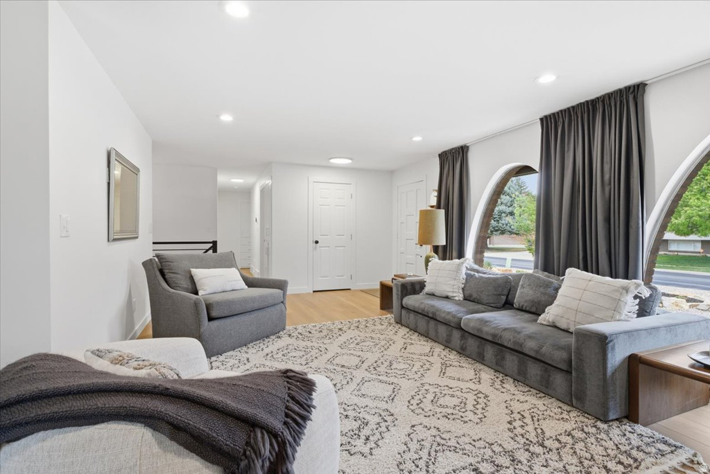 6236 S STEEPLE CHASE LN Murray, UT 84121