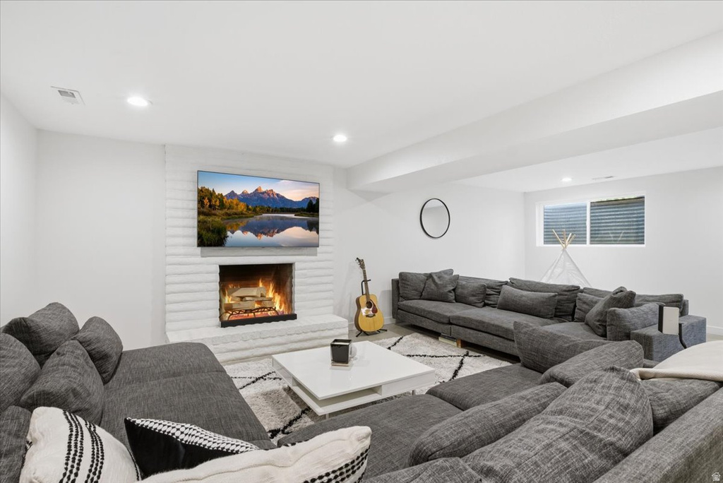 6236 S STEEPLE CHASE LN Murray, UT 84121