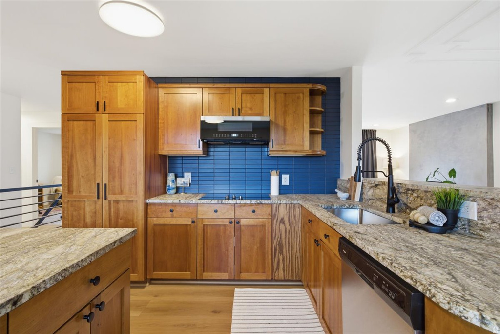 6236 S STEEPLE CHASE LN Murray, UT 84121