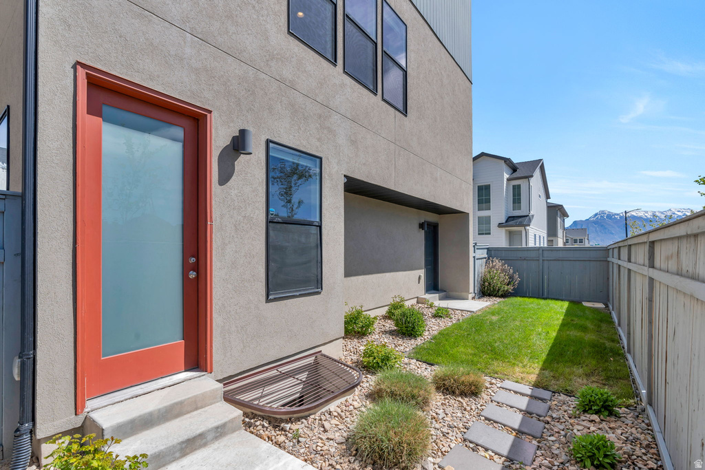3871 W 2720 N Lehi, UT 84048