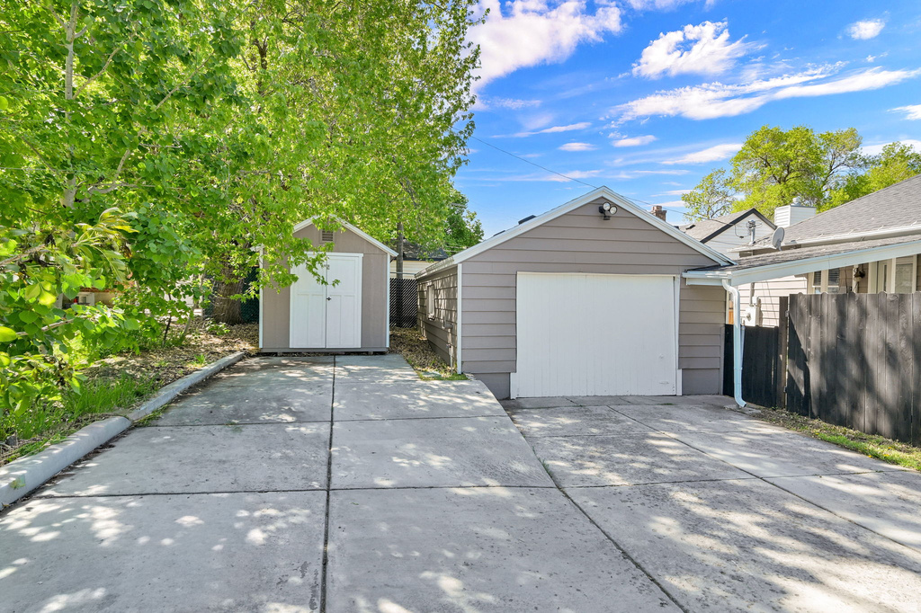 2352 S POLK AVE Ogden, UT 84401