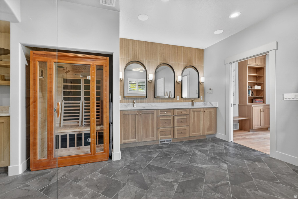 10215 N 6960 W Highland, UT 84003