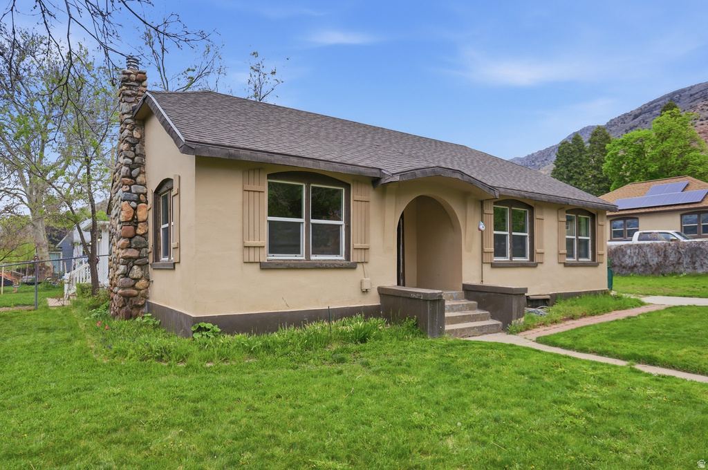 1504 E LAKE ST Ogden, UT 84401