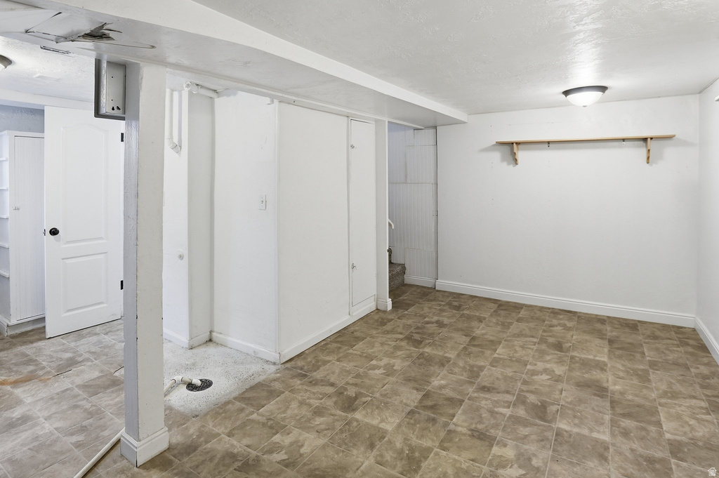 1504 E LAKE ST Ogden, UT 84401