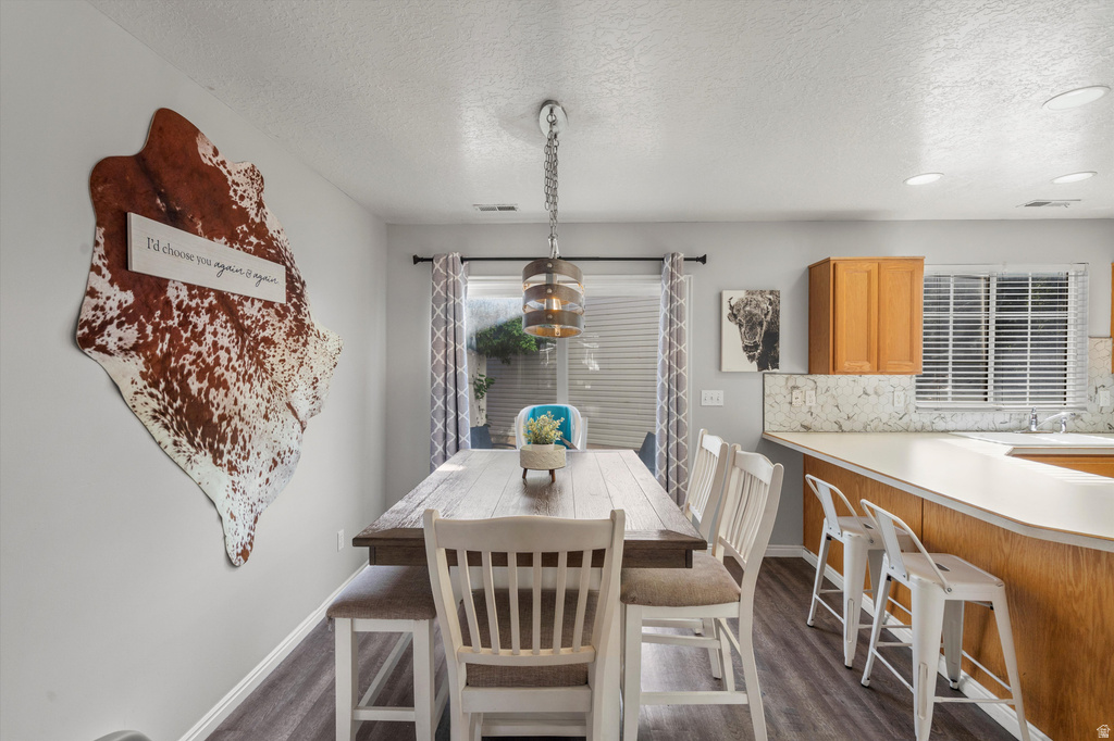 1027 E SARA LN Ogden, UT 84404