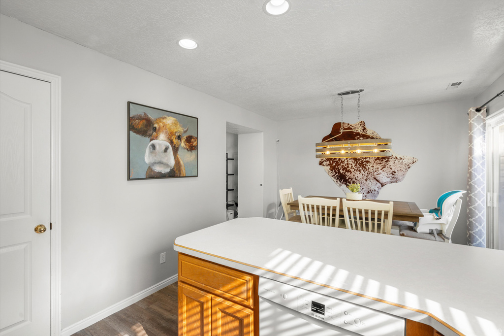 1027 E SARA LN Ogden, UT 84404