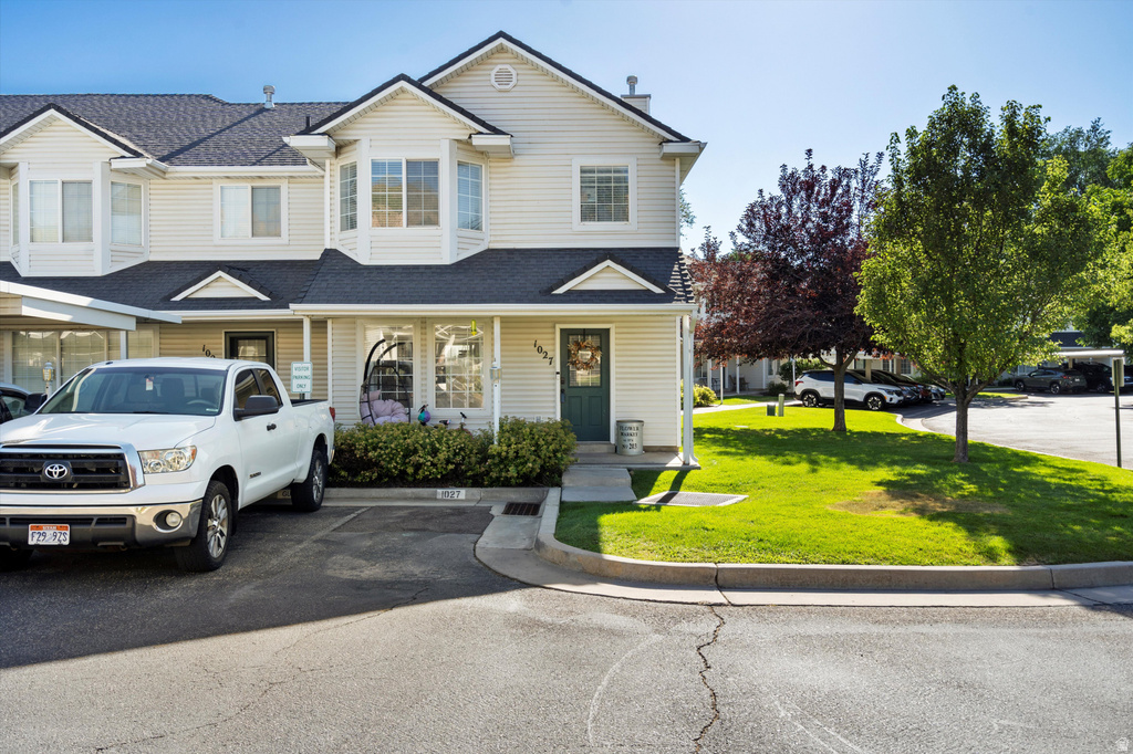 1027 E SARA LN Ogden, UT 84404