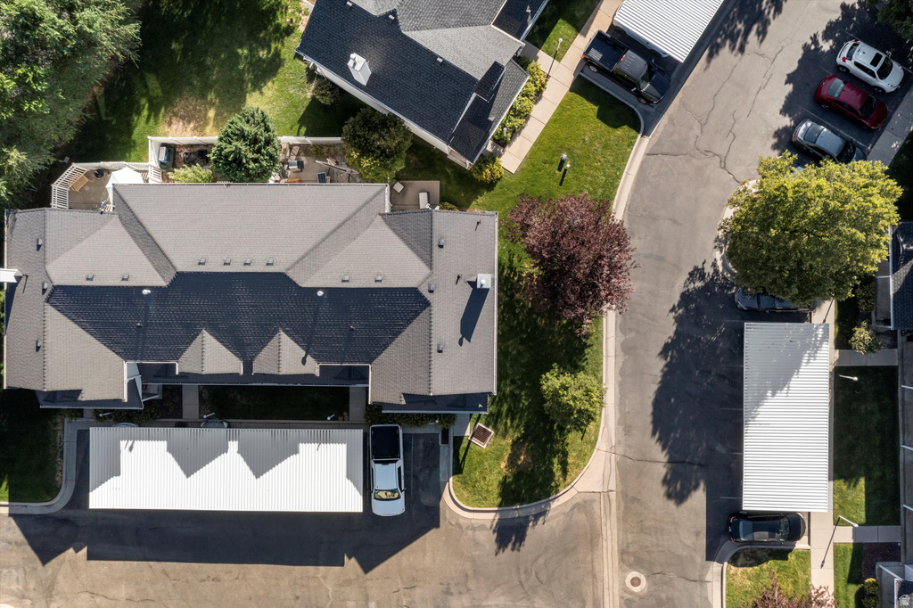 1027 E SARA LN Ogden, UT 84404