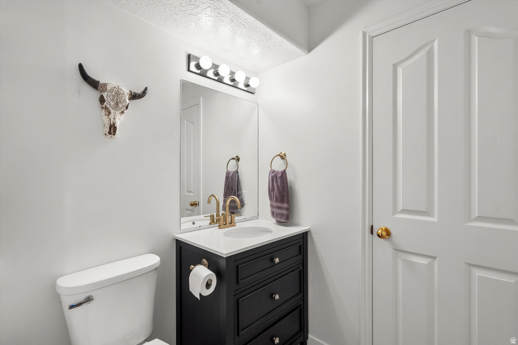 1027 E SARA LN Ogden, UT 84404