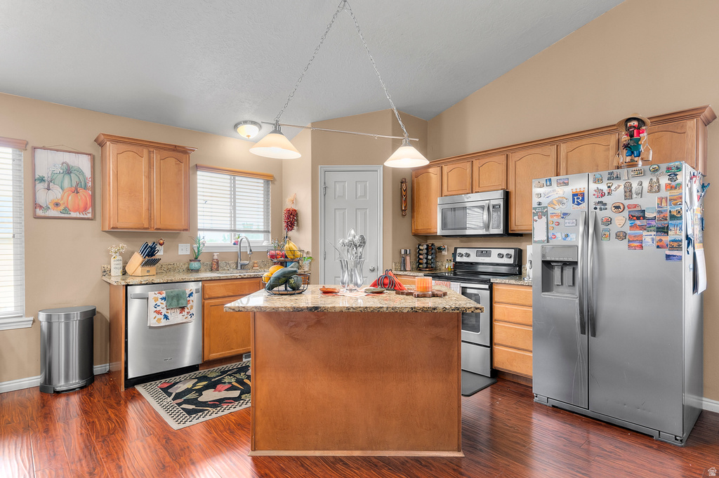 558 E HARVEST MOON DR Pleasant Grove, UT 84062