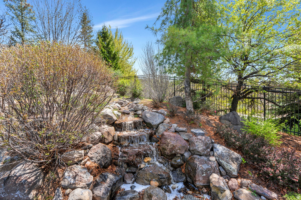 811 S HIGH RIDGE DR Alpine, UT 84004