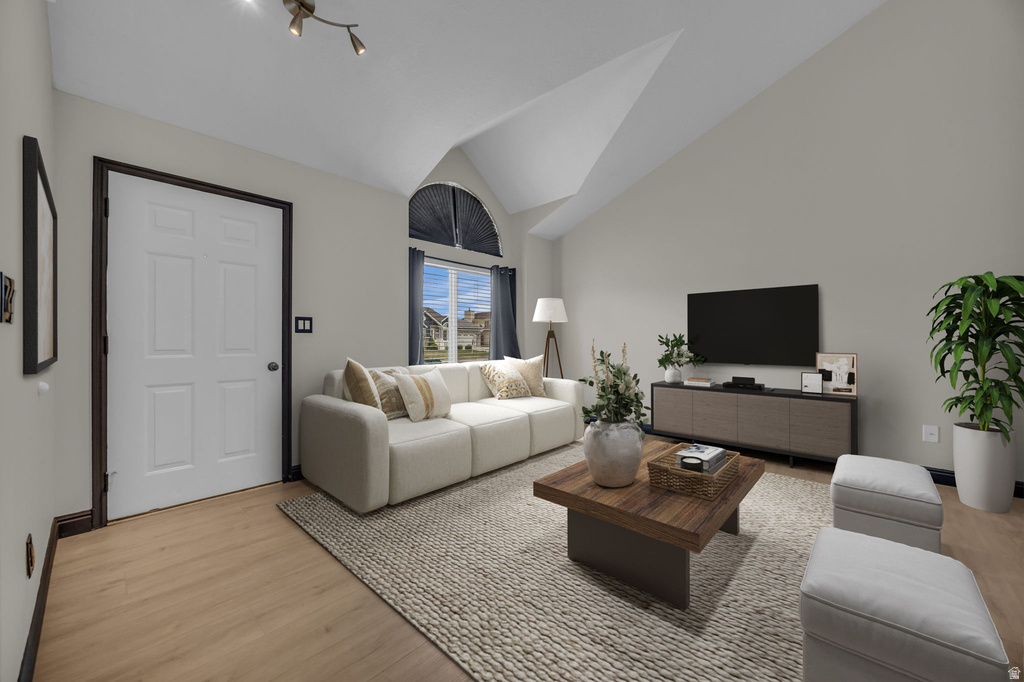 4933 S 3900 W Roy, UT 84067