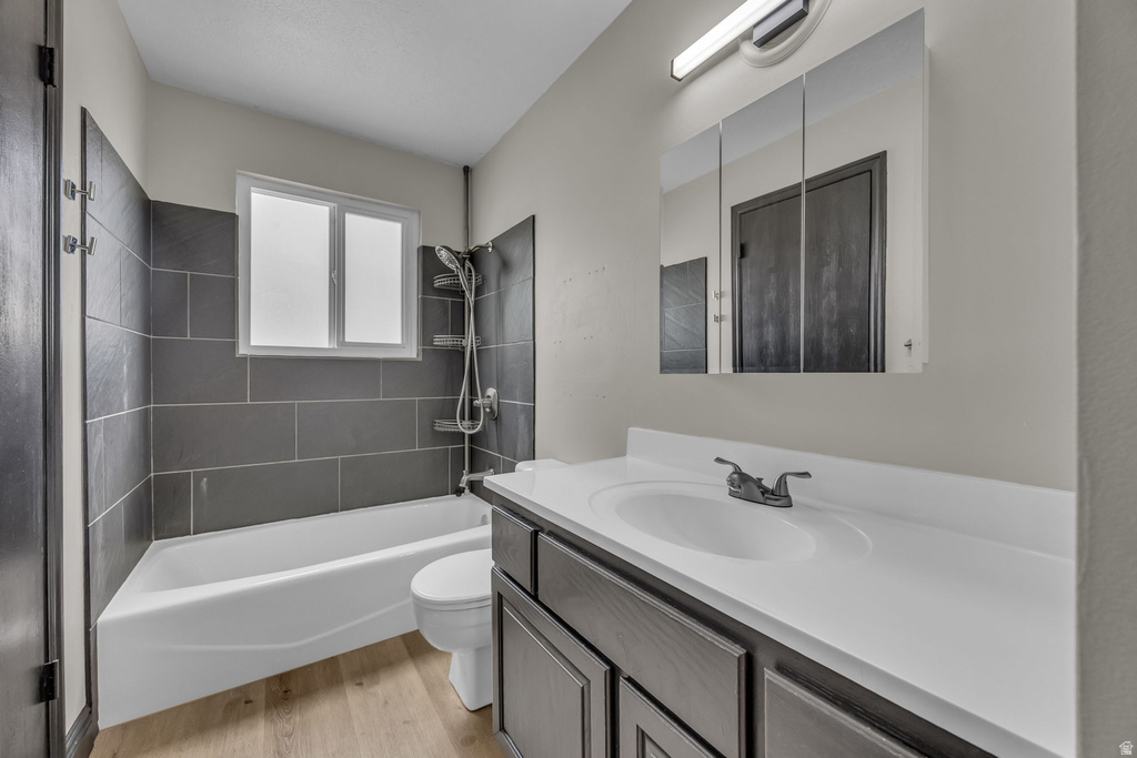 4933 S 3900 W Roy, UT 84067