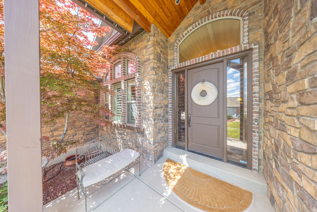 10476 S HEMISPHERE CT South Jordan, UT 84095