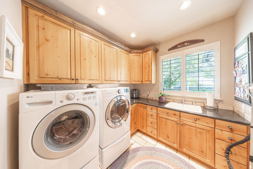 10476 S HEMISPHERE CT South Jordan, UT 84095