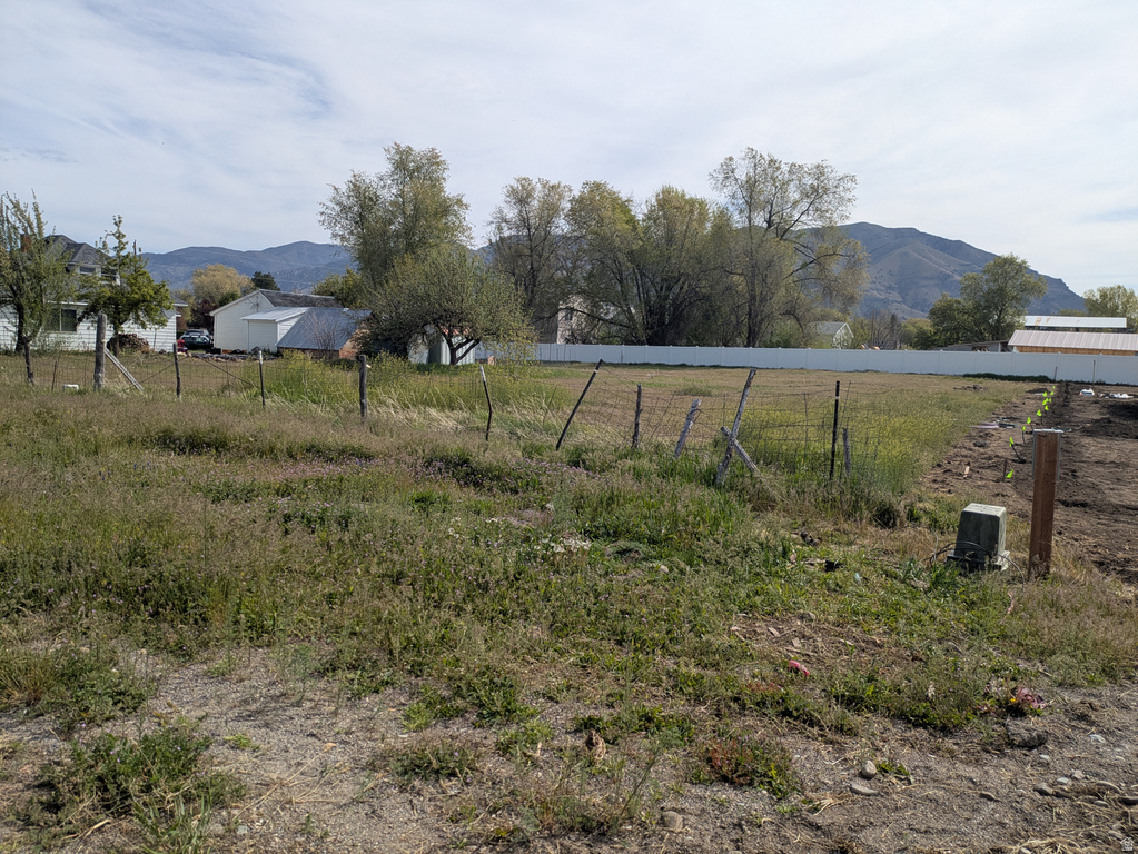 229 S 100 E Hyrum, UT 84319