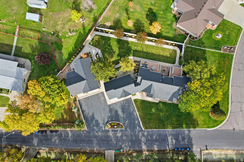 5873 S JORDAN CANAL RD Taylorsville, UT 84129