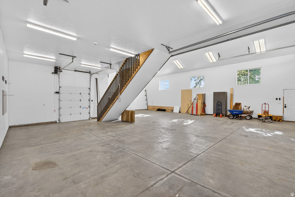 5873 S JORDAN CANAL RD Taylorsville, UT 84129