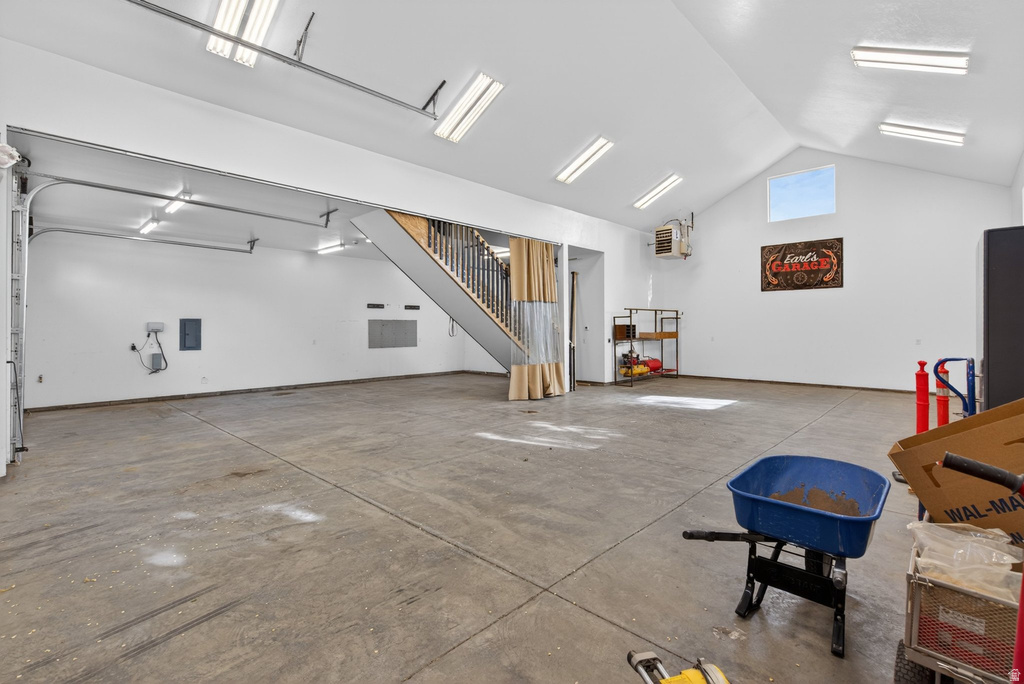 5873 S JORDAN CANAL RD Taylorsville, UT 84129