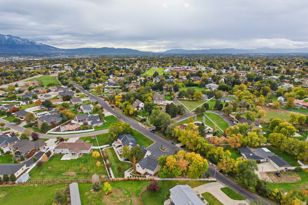 5873 S JORDAN CANAL RD Taylorsville, UT 84129