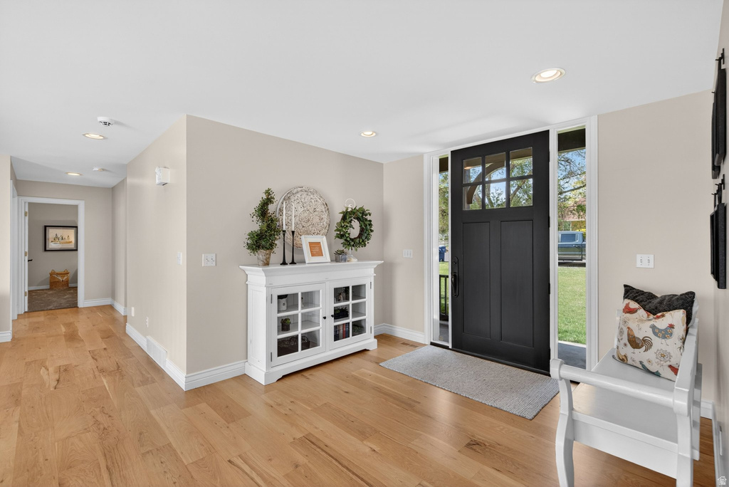 5873 S JORDAN CANAL RD Taylorsville, UT 84129