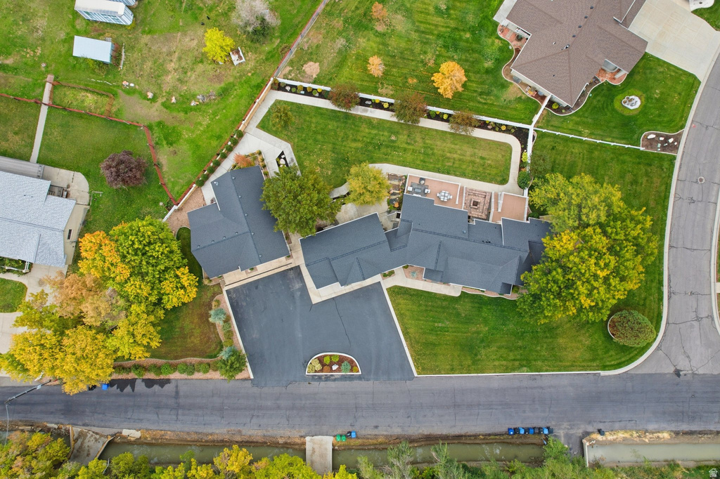 5873 S JORDAN CANAL RD Taylorsville, UT 84129