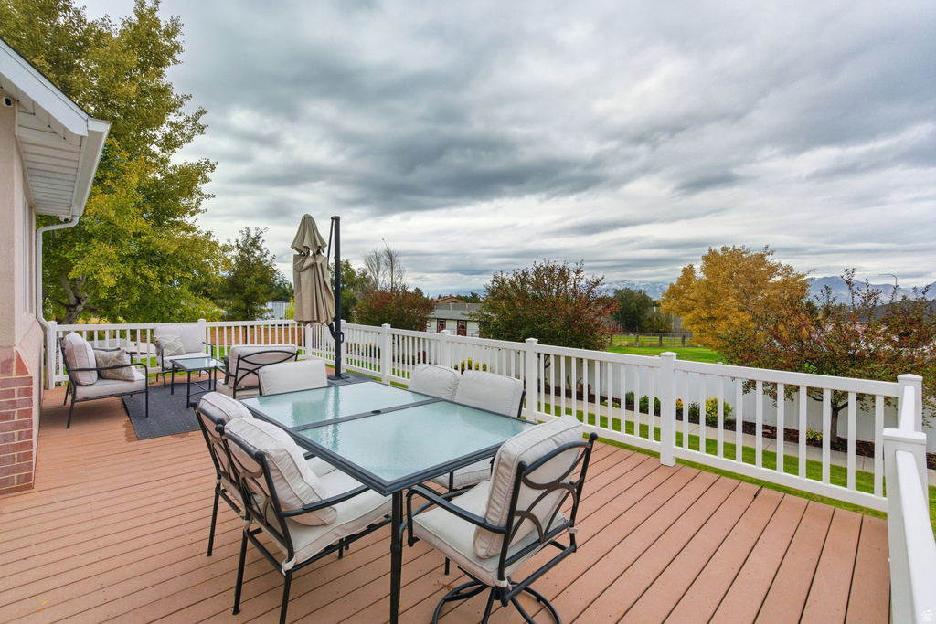 5873 S JORDAN CANAL RD Taylorsville, UT 84129