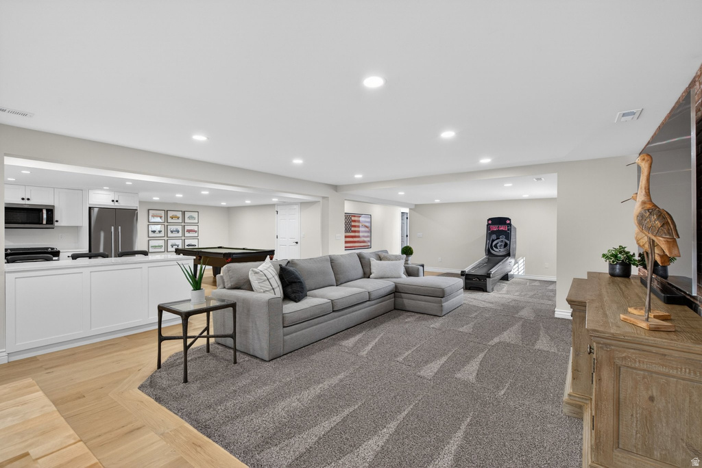 5873 S JORDAN CANAL RD Taylorsville, UT 84129