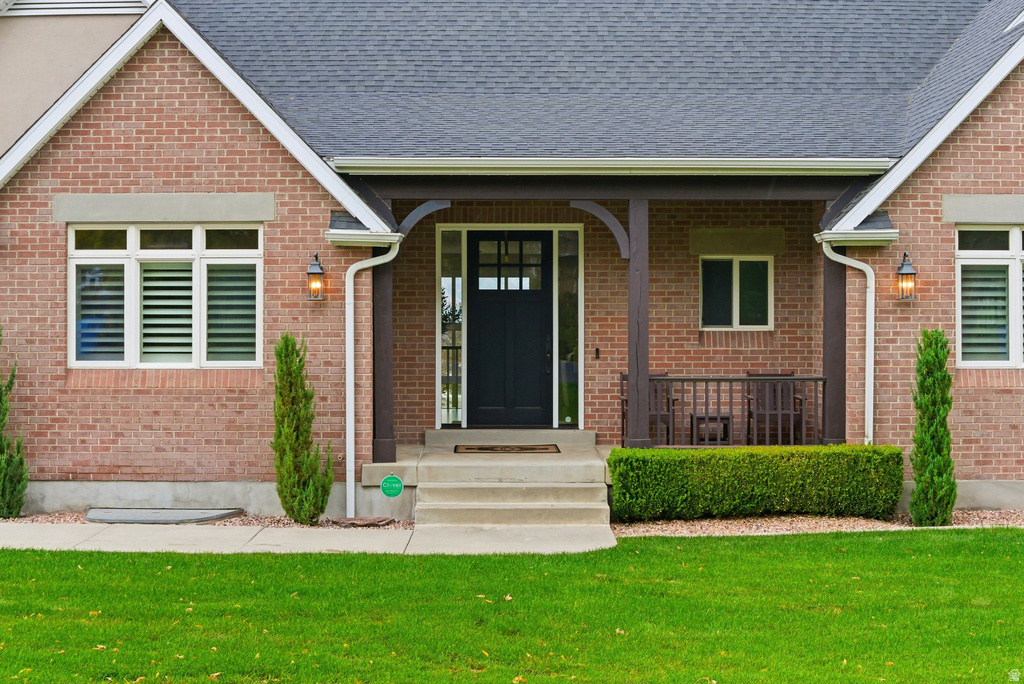 5873 S JORDAN CANAL RD Taylorsville, UT 84129